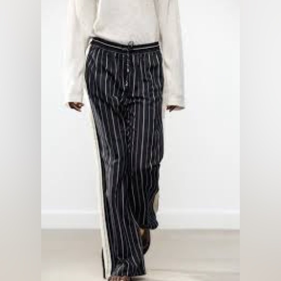 Zara NWT size Large pinstriped pants with embroidery on side elastic waist - Picture 1 of 6
